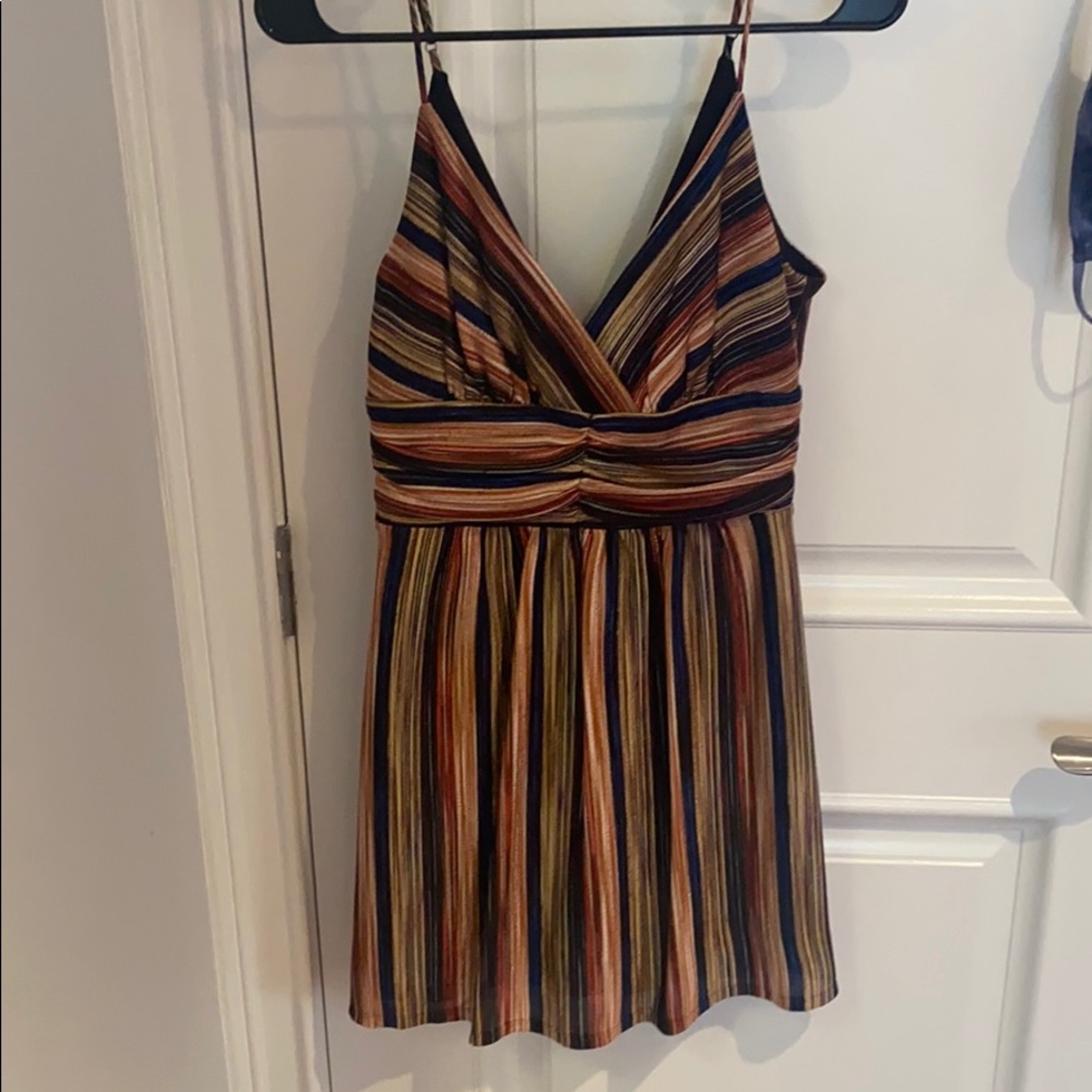 BCBG summer dress- v neck- worn once, size 2
